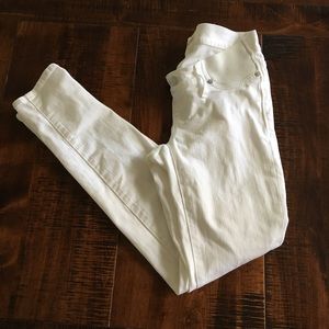 Madewell White Maternity Skinny Jeans. Size 26